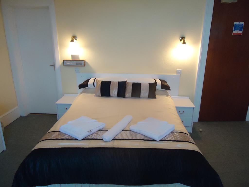 Abbey Court Hotel Torquay Værelse billede